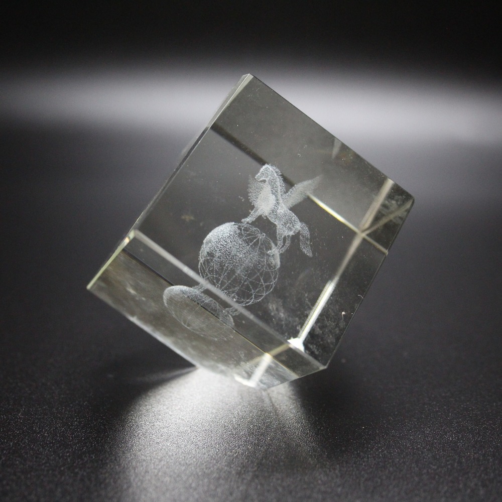Crystal Cube Pegasus Globe Laser Etched Glass‎ Paperweight Desk Decor